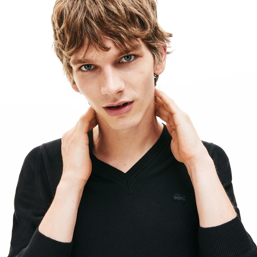 Men's Lacoste Black Sweaters V-neck Wool Jersey AM6-05400F9